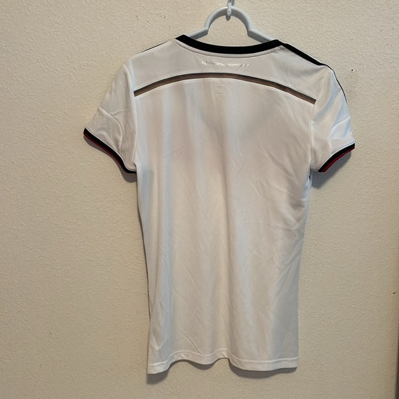 Adidas Climacool Men's Large Germany’s FIFA2014 v-neck white t-shirt/jersey - Picture 2 of 14
